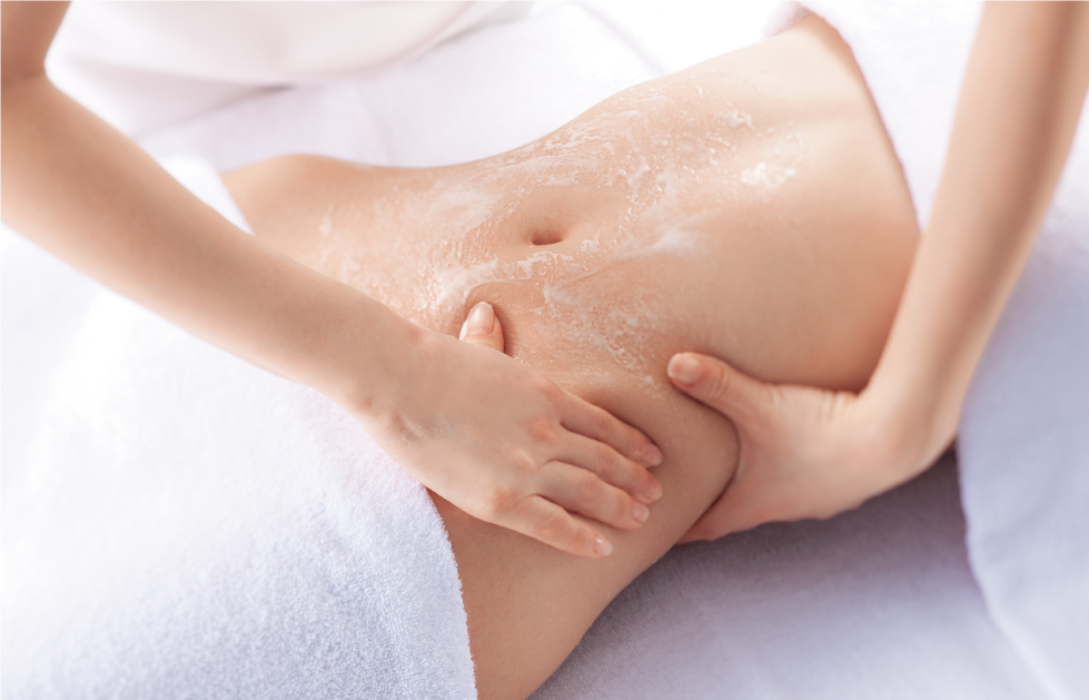 フォトギャラリー(Photo) 24 腹部のマッサージでお腹を引き締める施術 "Abdominal slimming massage targeting fat burning and toning."